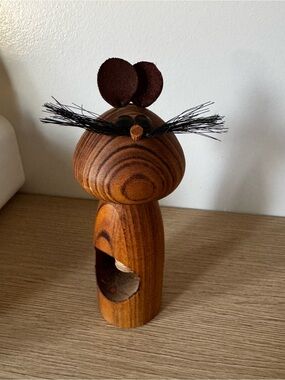 Handcrafted Wooden Mouse Nutcracker Figurine - Warm Brown